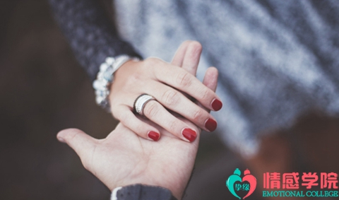 妻子出轨男人离婚怎么挽回? 妻子出轨男人离婚怎么挽回?